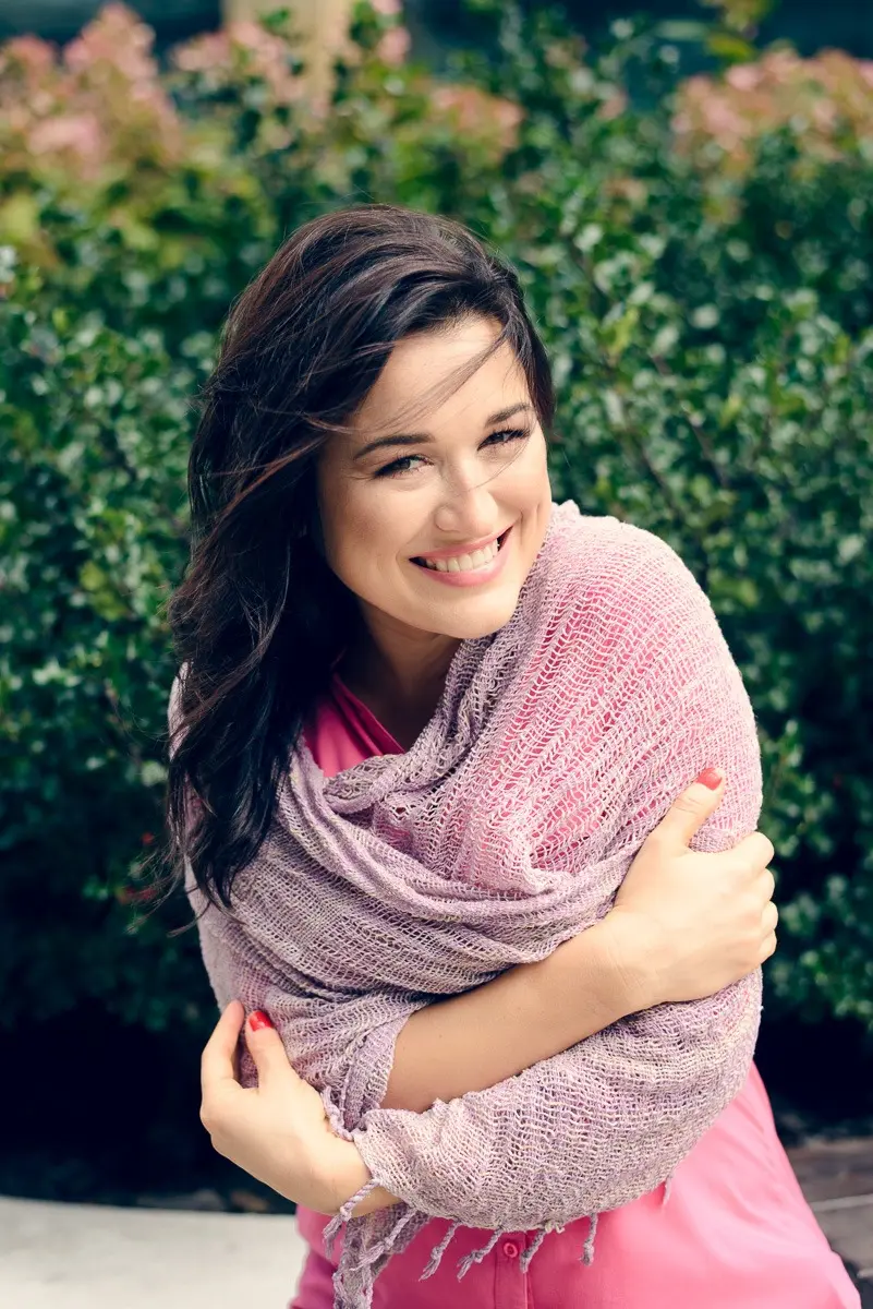 Profesjonalny portret Pauliny Drzewie, terapeutki i autorki strony.